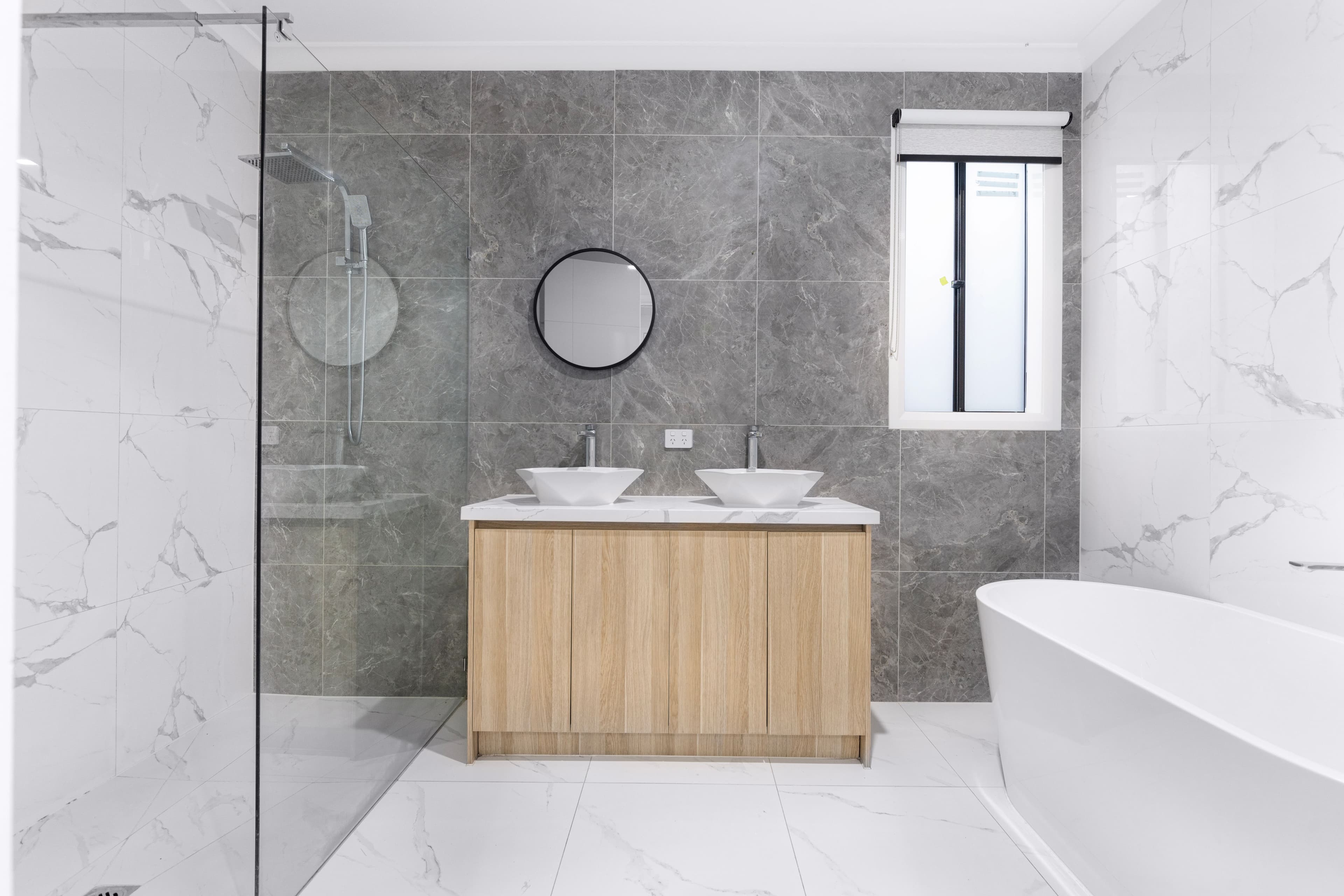Salle de bains en marbre - Woluwe-Saint-Pierre